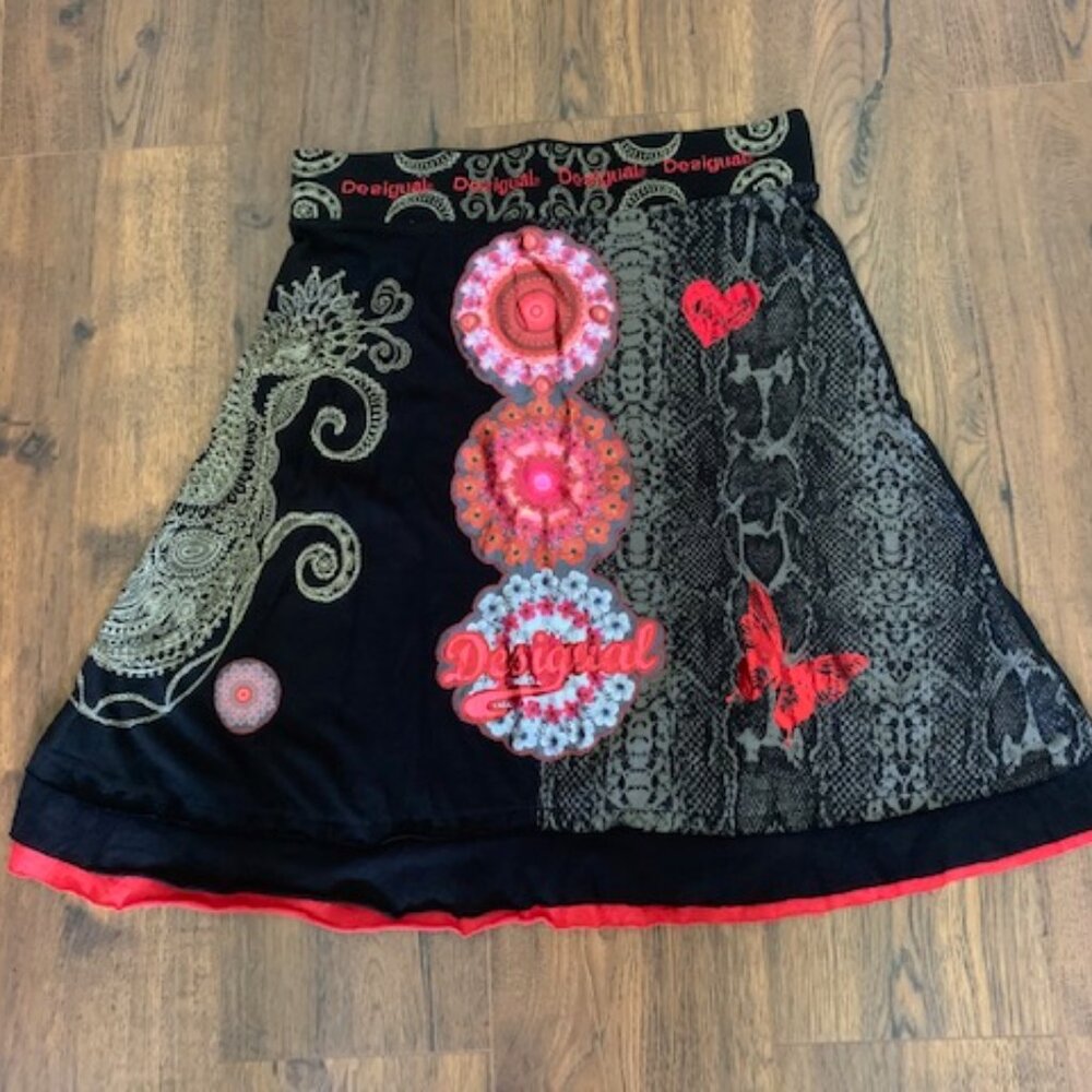 Desigual midi knit skirt black red size Large
